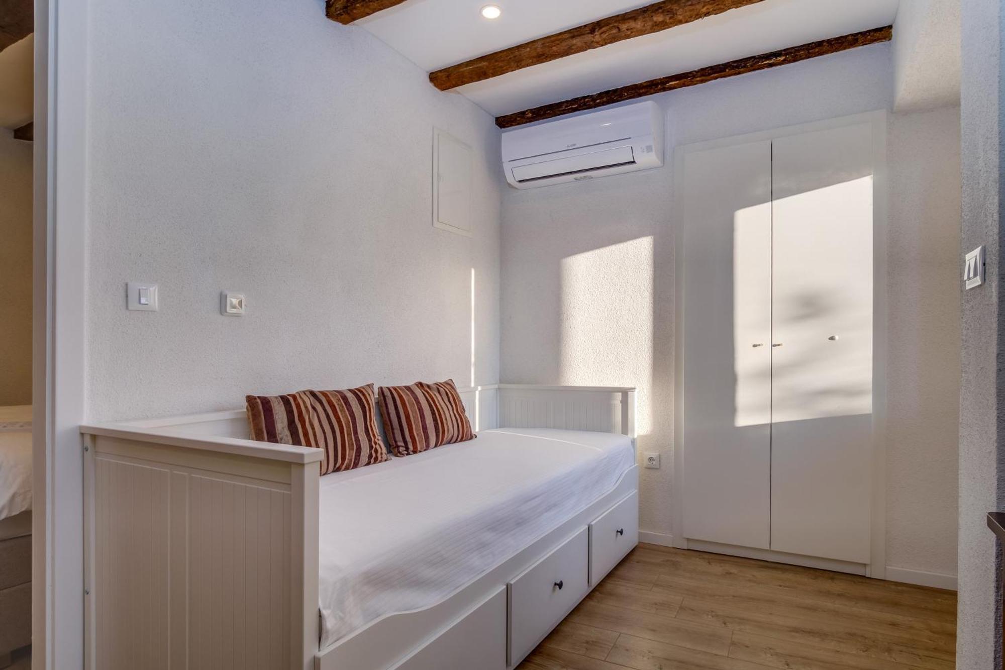 Casa Rustica Apartment Mali Lošinj Exterior foto