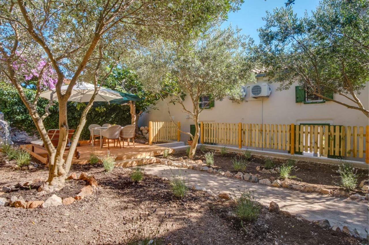 Casa Rustica Apartment Mali Lošinj Exterior foto
