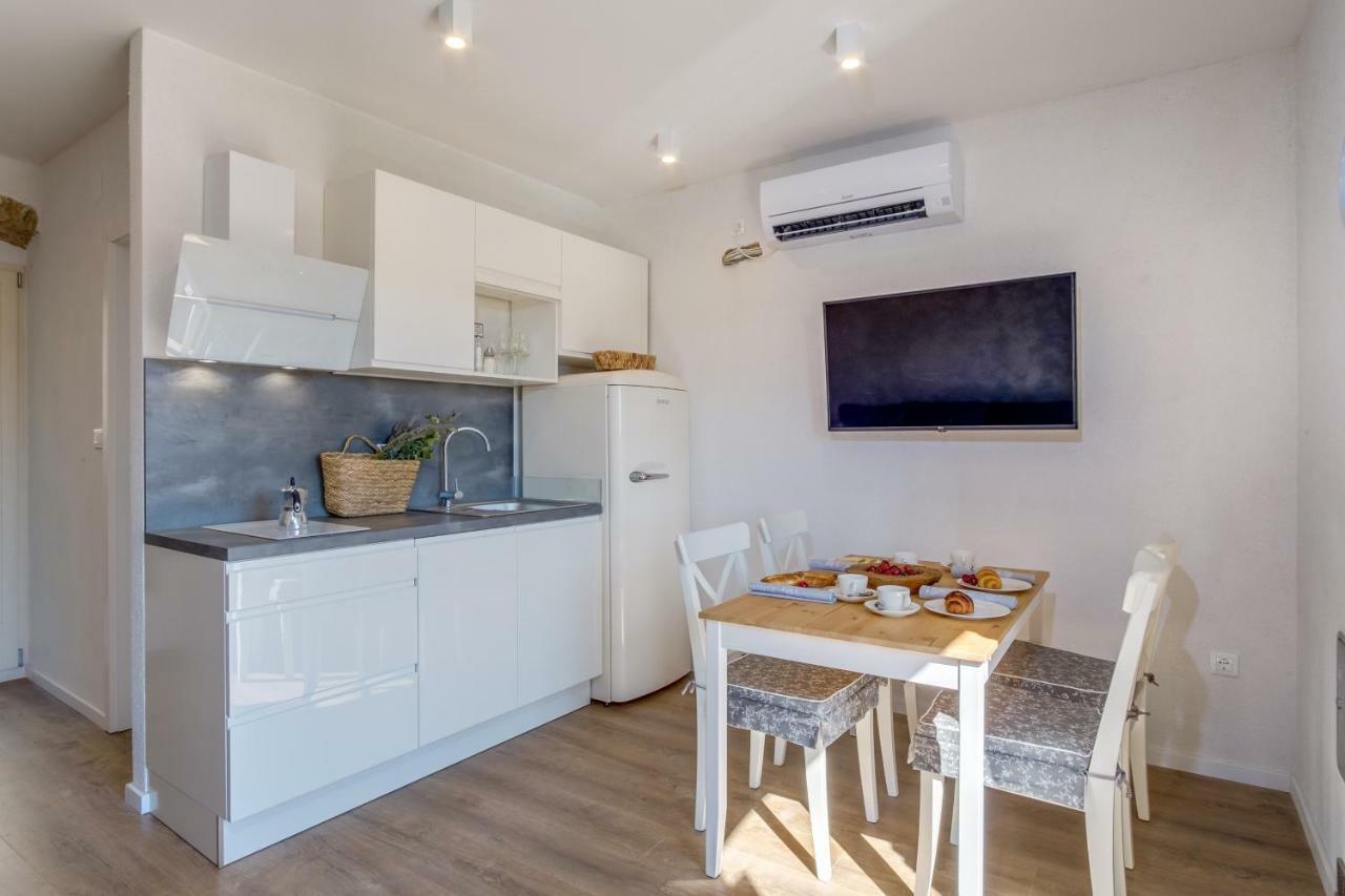 Casa Rustica Apartment Mali Lošinj Exterior foto