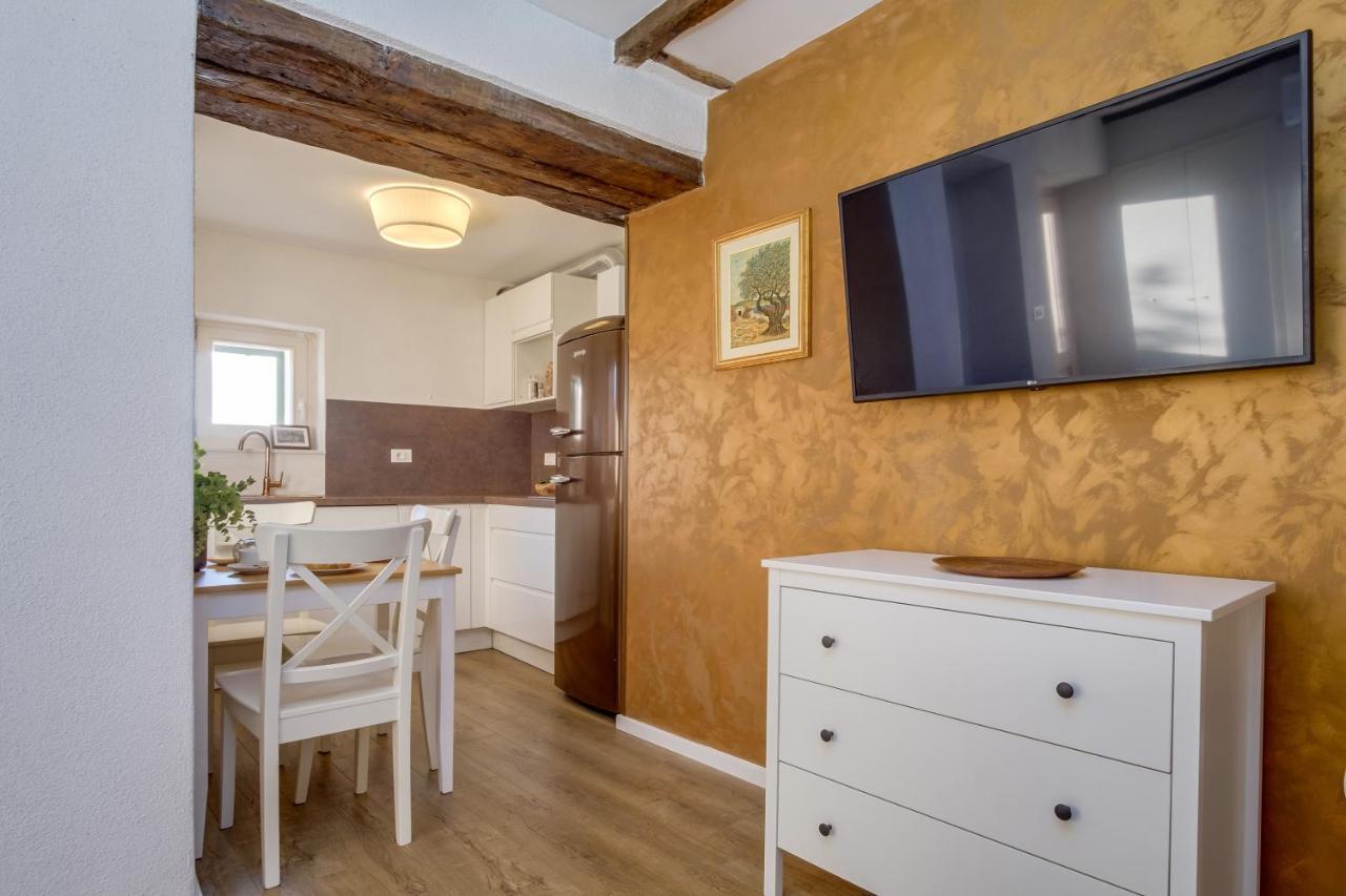 Casa Rustica Apartment Mali Lošinj Exterior foto